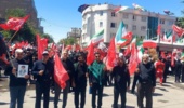 حضور رئیس و همکاران مرکز در آیین تشییع پیکر مطهر رهبر شهید انقلاب اسلامی