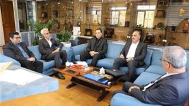ملاقات معاون وزیر جهاد کشاورزی با نماینده سیستان برای بررسی راهکارهای توسعه بخش کشاورزی
